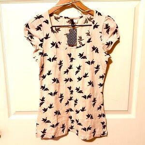 HM | Tee | Y2K Printed Pink Tee with slight Puff Sleeved
S